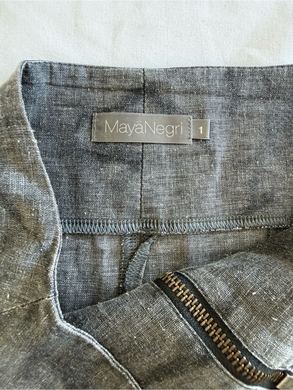 Maya Negri Gray Front-Zip Pencil Skirt - Picture 4 of 9